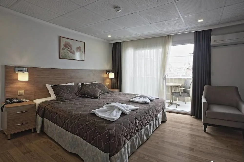 Riva Hotel Alsancak İzmir 3*,