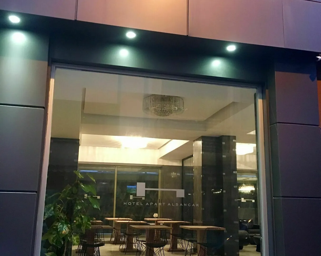 Riva Hotel Alsancak İzmir Apart Otel